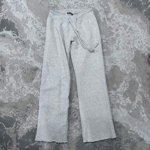 brandy melville sweats - Picture 1 of 2